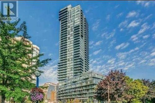 TH101 - 825 CHURCH STREET , Toronto, Ontario M4W 3Z4