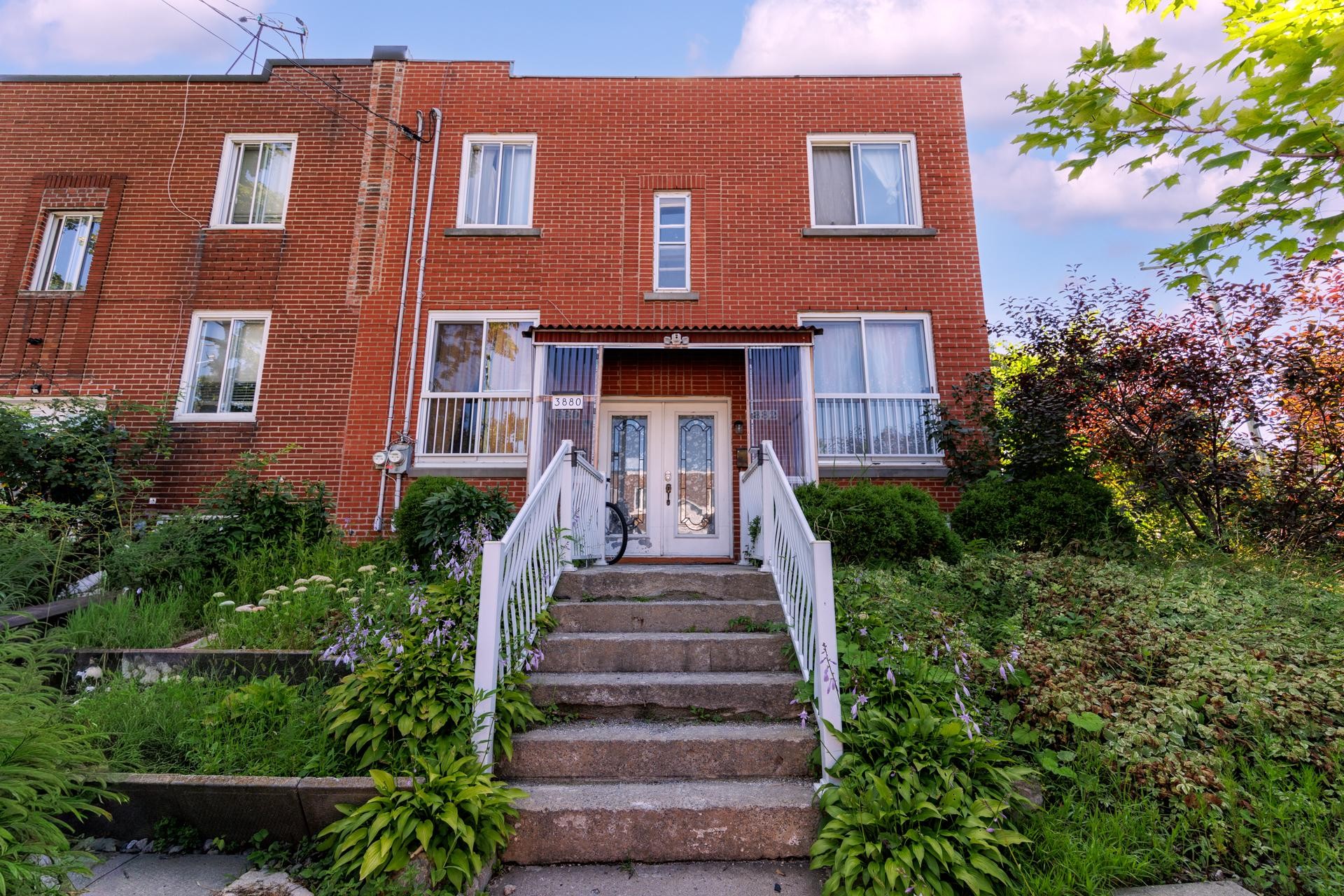 B 3880 Rue Mackenzie — photo 1