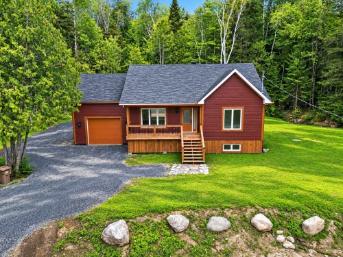 10599 Ch. du Lac-Labelle  Labelle, QC J0T 1H0
