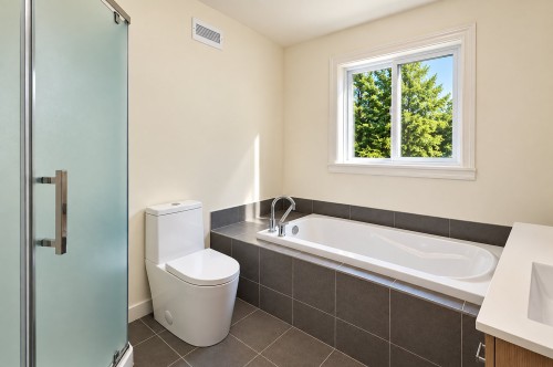 Bathroom - 10599 Ch. Du Lac-Labelle, Labelle, QC 
