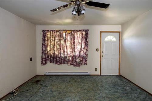 455 Jemima St, Selkirk, MB - Indoor Photo Showing Other Room