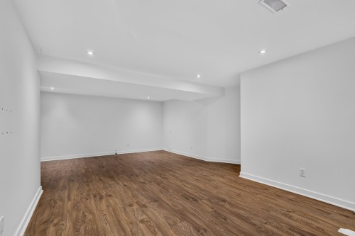 Basement - 202 Rue Hebert, Dollard-Des-Ormeaux, QC - Indoor Photo Showing Other Room