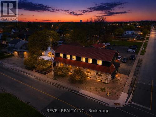 204 Samuelson Street E, Cambridge, ON 