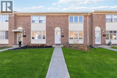 885 Carleton PLACE Unit# 3 , Sarnia, Ontario N7T 3V8 1