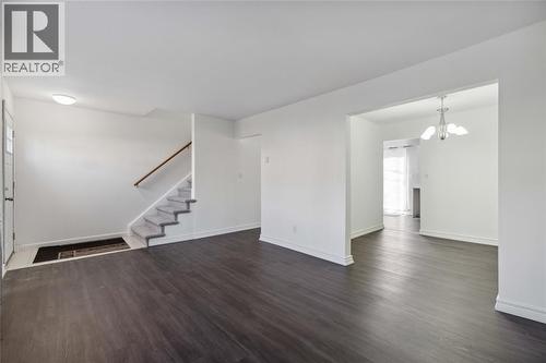 885 Carleton PLACE Unit# 3 , Sarnia, Ontario N7T 3V8 3