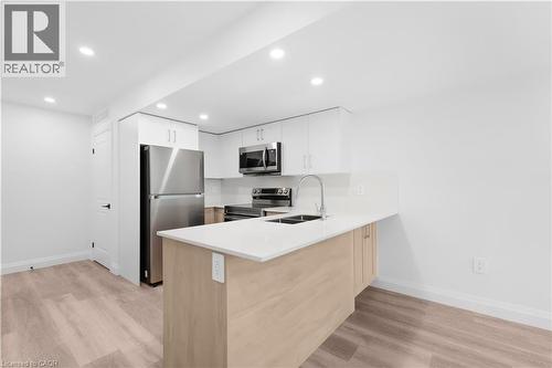 220 HEIMAN Street Unit# 3 , Kitchener, Ontario N2M 3M3 3