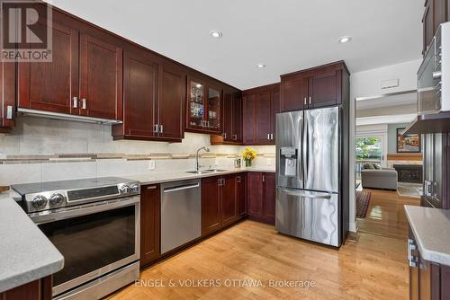 202 Holmwood Avenue, Ottawa, ON - Indoor Photo Showing Kitchen With Double Sink