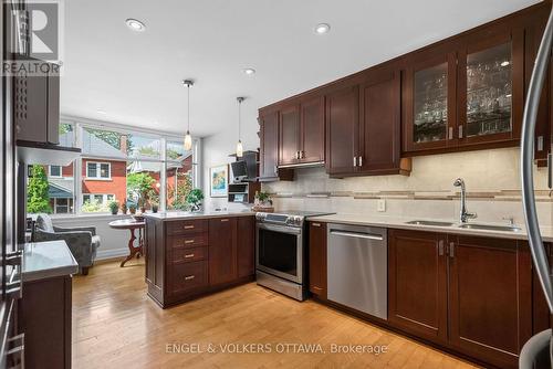 202 Holmwood Avenue, Ottawa, ON - Indoor Photo Showing Kitchen With Double Sink