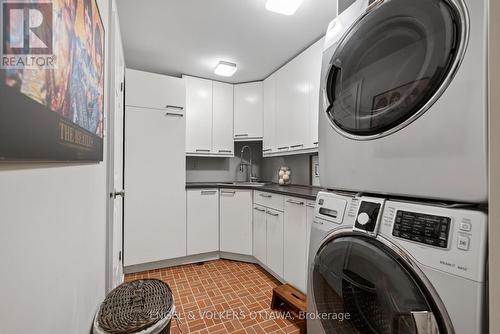 202 Holmwood Avenue, Ottawa, ON - Indoor Photo Showing Laundry Room
