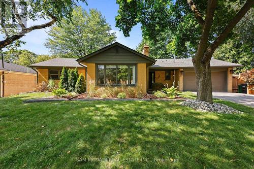 1613 Wembury Road, Mississauga, ON - Outdoor
