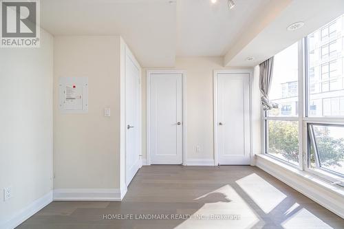 Th12 - 18 Graydon Hall Drive, Toronto, ON - Indoor Photo Showing Other Room