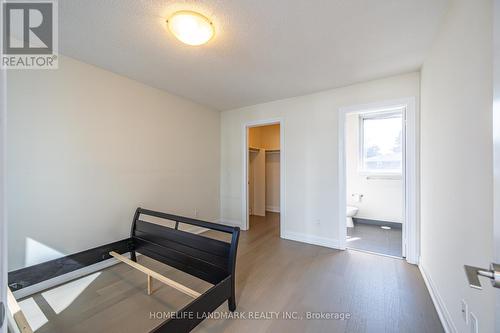 Th12 - 18 Graydon Hall Drive, Toronto, ON - Indoor Photo Showing Other Room