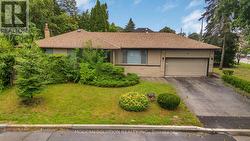 2 CASWELL DRIVE Toronto, ON M2M 3L9