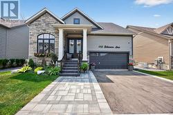 112 SCHOONERS LANE Blue Mountains, ON N0H 2P0