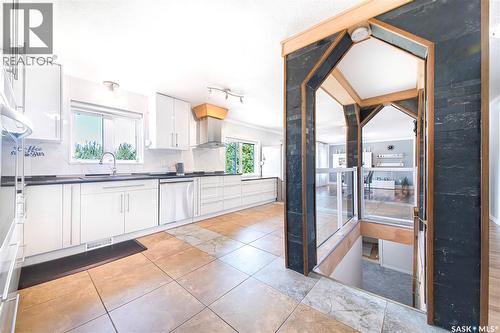 316 3Rd Avenue, Meacham, SK - Indoor Photo Showing Kitchen