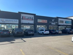 9168 - 23 Avenue NW  Edmonton, AB T6N 1H9