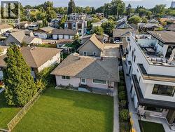 811 Martin Avenue Kelowna, BC V1Y 6V4