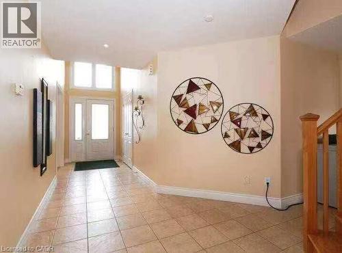 566 BUCKINGHAM Boulevard , Waterloo, Ontario N2T 2T8 2