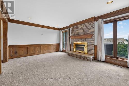 7011 Dickenson Road E, Hamilton, ON - Indoor With Fireplace