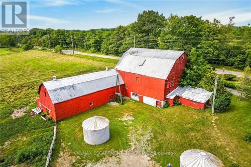 7011 Dickenson Road E, Hamilton, ON - Outdoor