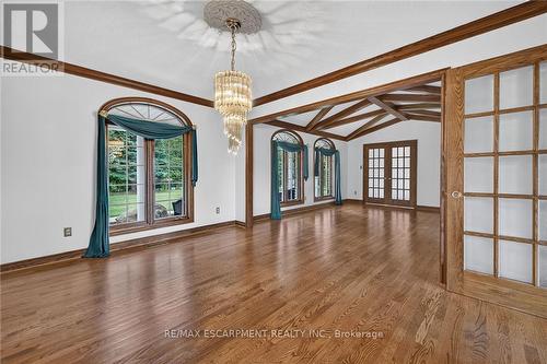 7011 Dickenson Road E, Hamilton, ON - Indoor Photo Showing Other Room