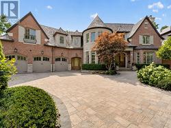 21 DON RIDGE DRIVE Toronto, ON M2P 1H3
