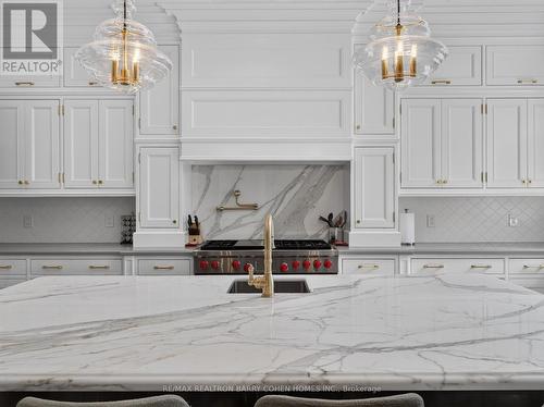 21 Don Ridge Drive, Toronto, ON - Indoor Photo Showing Kitchen