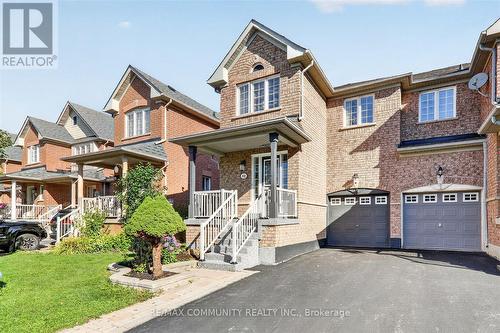 82 BURGESS CRESCENT  Newmarket, ON L3X 2T8