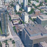 196 KING STREET W Hamilton, ON L8P 1A5