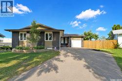 19 Barr PLACE  Saskatoon, SK S7M 4G1