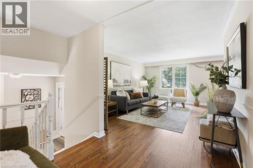 635 Ramsgate Road, Burlington, ON - Indoor Photo Showing Living Room