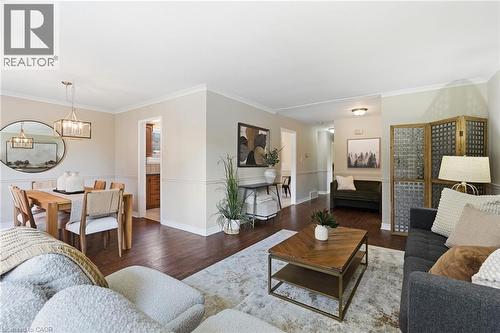 635 Ramsgate Road, Burlington, ON - Indoor Photo Showing Living Room