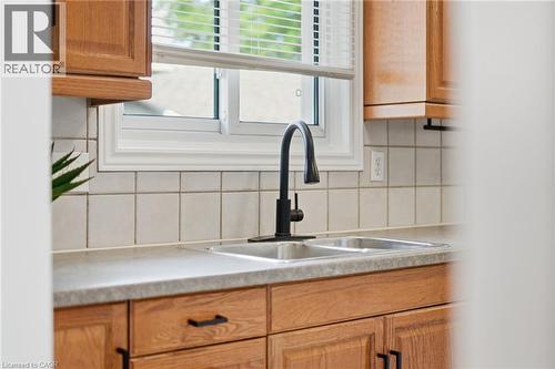 635 Ramsgate Road, Burlington, ON - Indoor Photo Showing Kitchen With Double Sink