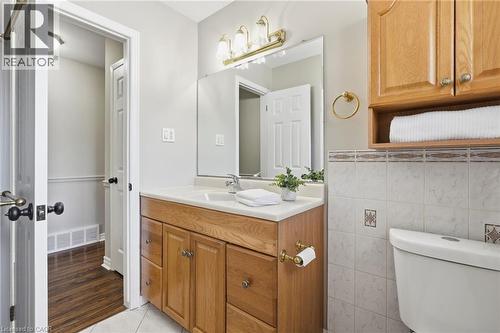 635 Ramsgate Road, Burlington, ON - Indoor Photo Showing Bathroom