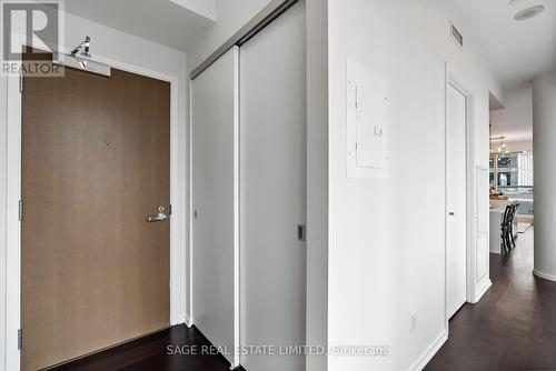510 - 1 BLOOR STREET E , Toronto, Ontario M4W 1A9 2