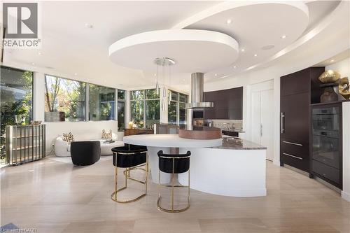 1540 Watersedge Road, Mississauga, ON - Indoor Photo Showing Kitchen With Upgraded Kitchen
