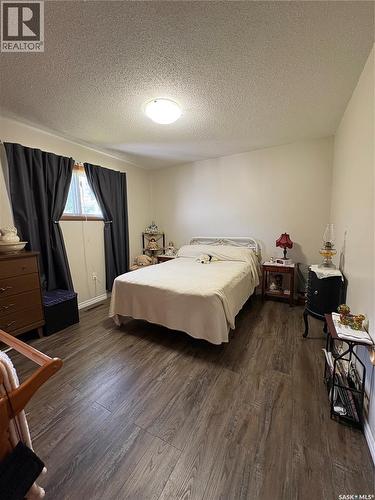 200 3Rd Street Ne, Ituna, SK - Indoor Photo Showing Bedroom