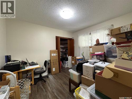 200 3Rd Street Ne, Ituna, SK - Indoor Photo Showing Office