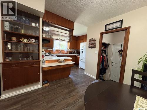 200 3Rd Street Ne, Ituna, SK - Indoor