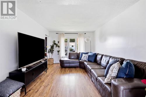 150A Mcfadden Ave, Sault Ste. Marie, ON - Indoor Photo Showing Living Room