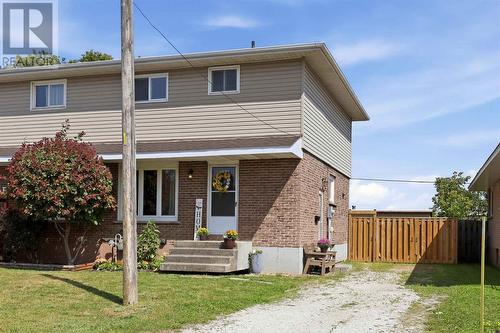 150A Mcfadden Ave, Sault Ste. Marie, ON - Outdoor
