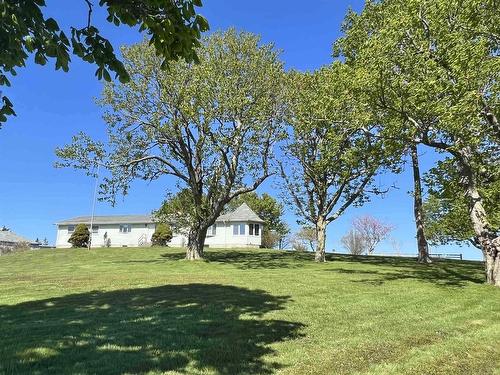 355 Pleasant Street  Yarmouth, NS B5A 2K9