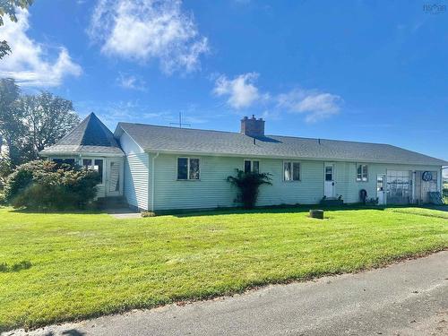 355 Pleasant Street, Yarmouth, NS 