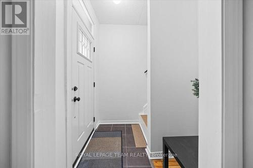 135 Upper Lorne Place, Ottawa, ON - Indoor Photo Showing Other Room