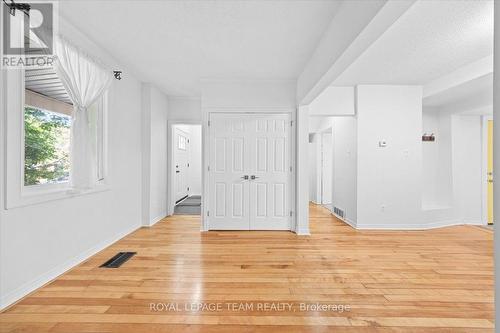 135 Upper Lorne Place, Ottawa, ON - Indoor Photo Showing Other Room
