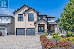 176 ESCARPMENT CRESCENT  Ottawa, ON K2T 0L7