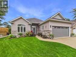 206 GREGOR DRIVE Huron-Kinloss, ON N2Z 0A4