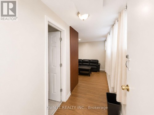 7104 Goreway Drive, Mississauga, ON 