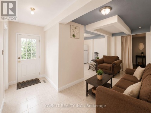 7104 Goreway Drive, Mississauga, ON 