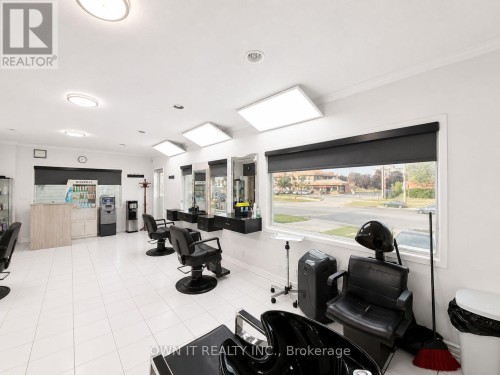 7104 Goreway Drive, Mississauga, ON 